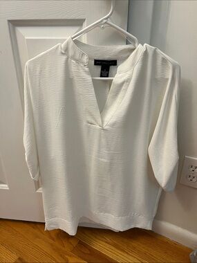 Cream V-Neck Split Collar Blouse